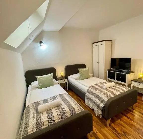 پانسیون Dorfel