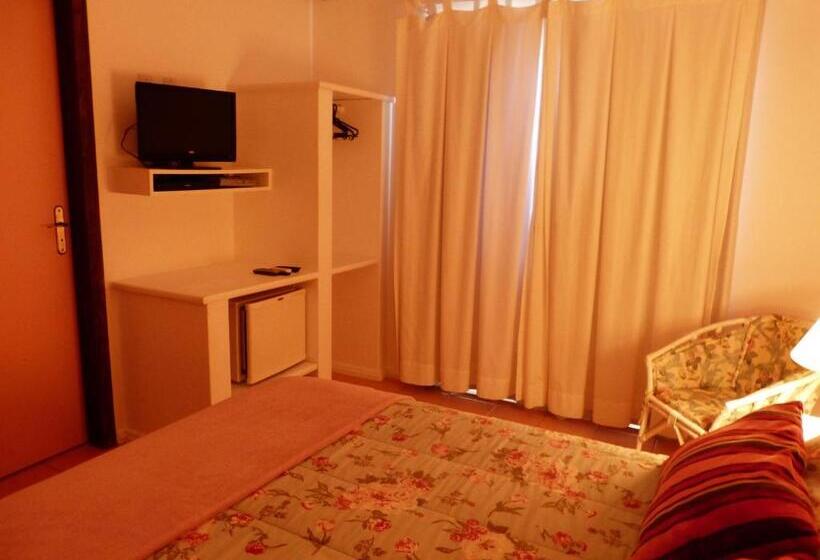 پانسیون Pousada Narinari