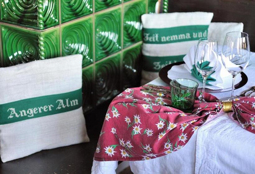 הוסטל Angerer Alm