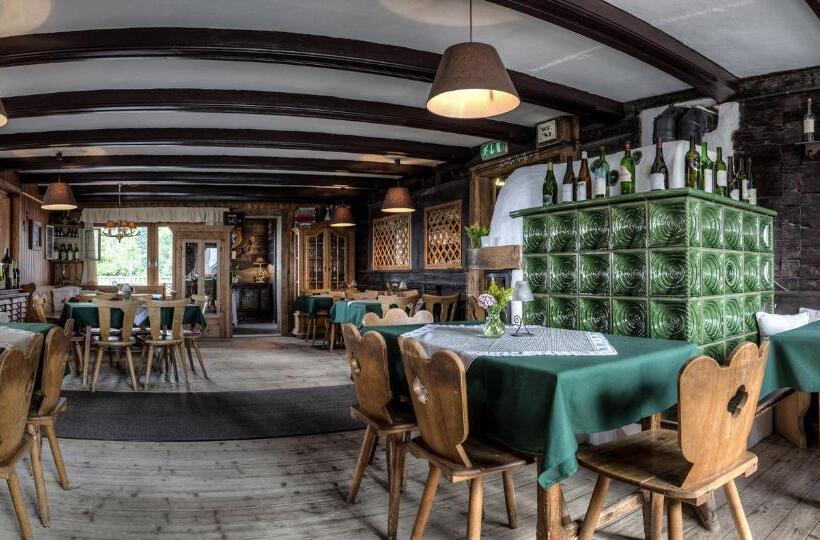 הוסטל Angerer Alm