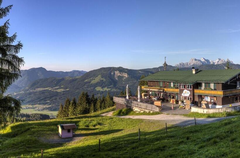 הוסטל Angerer Alm