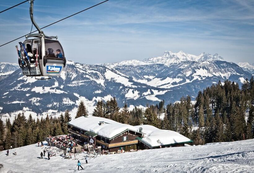 הוסטל Angerer Alm