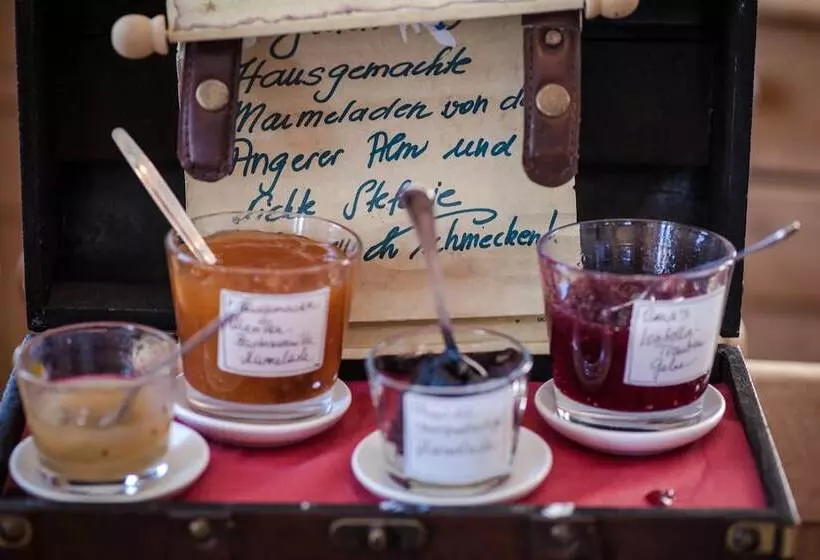 Retkeilymaja Angerer Alm