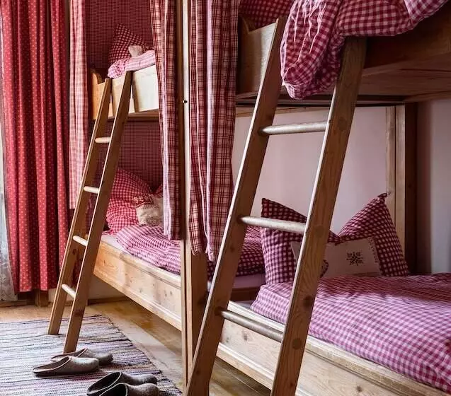 Retkeilymaja Angerer Alm