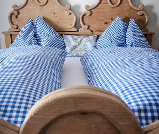 הוסטל Angerer Alm