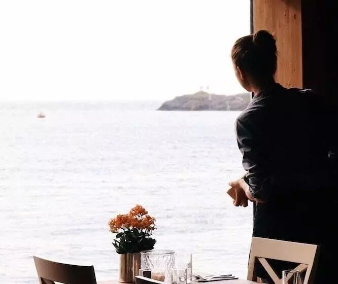 Hotelli Nusfjord Village & Resort