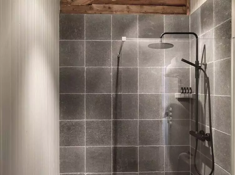 Hotelli Nusfjord Village & Resort