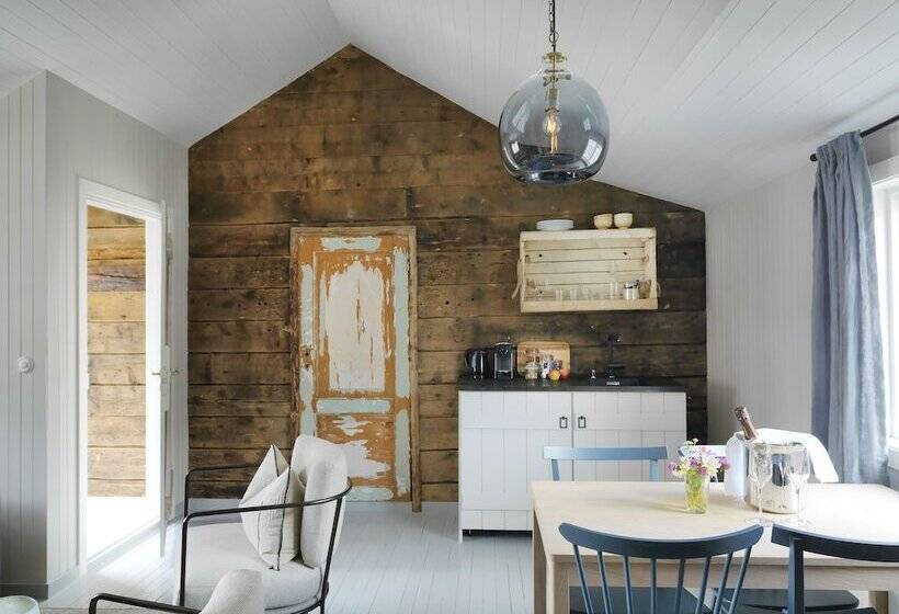 ホテル Nusfjord Village & Resort