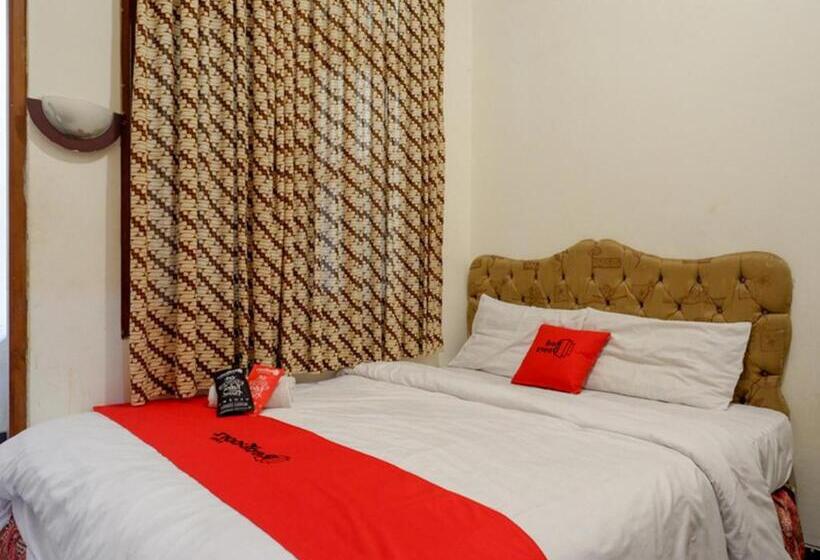 فندق Reddoorz Near Tugu Yogyakarta
