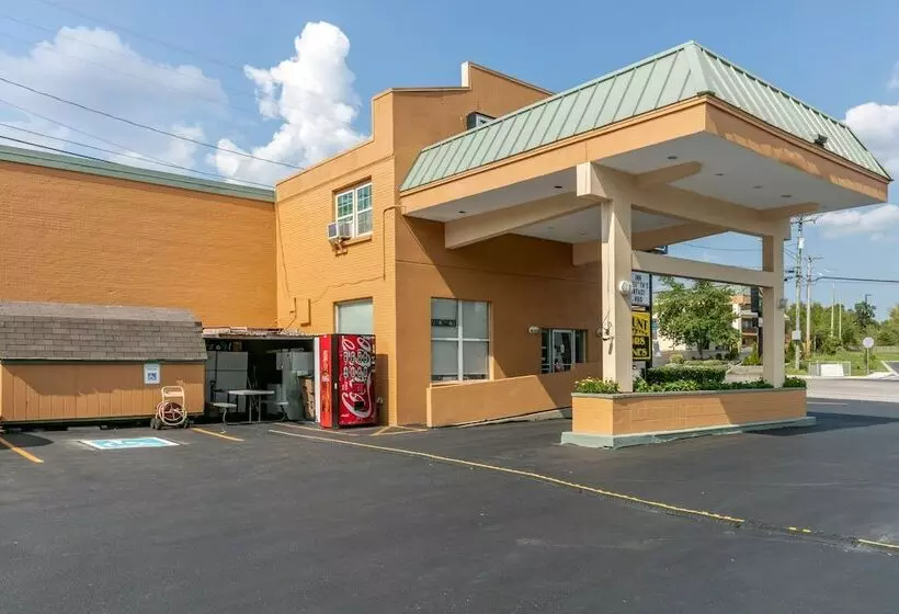 Hotelli Rodeway Inn Kingston Springs