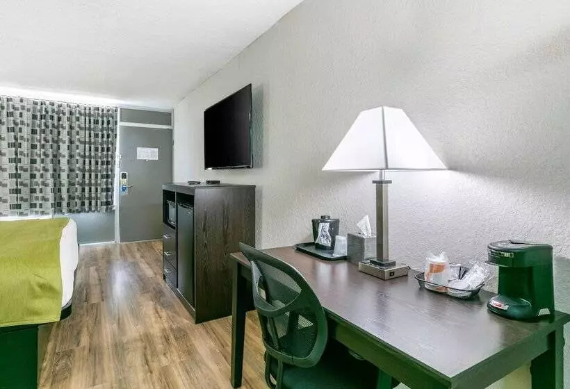 Hotelli Rodeway Inn Kingston Springs