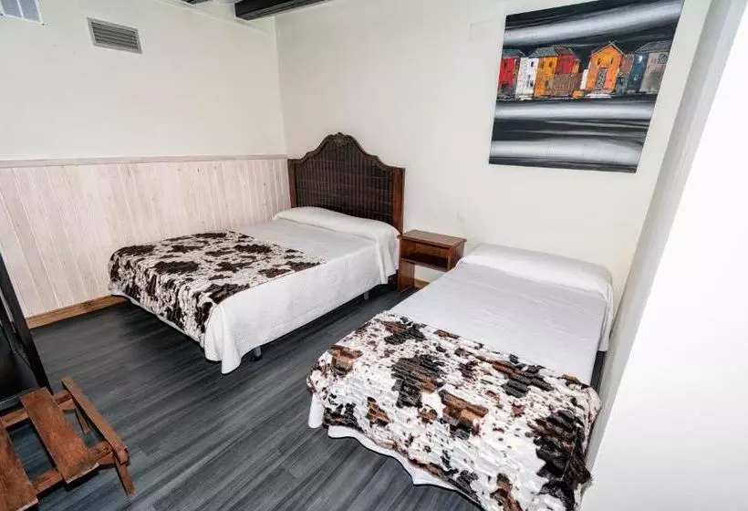 پانسیون Albergue Santa Marina