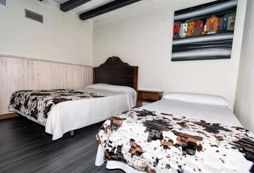 پانسیون Albergue Santa Marina