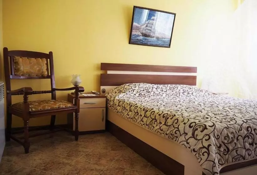 پانسیون Guest House Konomaevi