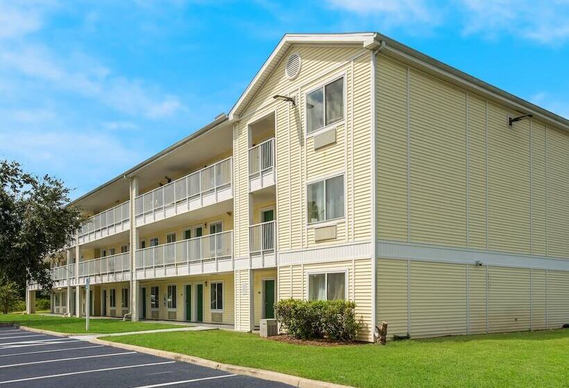 Hometowne Studios By Red Roof Orlando   Ucf Area