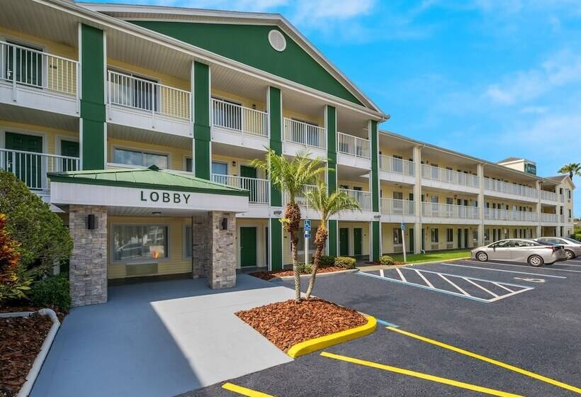 Hometowne Studios By Red Roof Orlando   Ucf Area