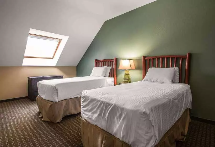 هتل Bluegreen Christmas Mountain Village, An Ascend Resort