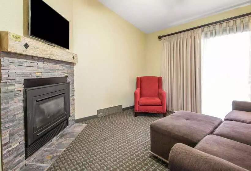 هتل Bluegreen Christmas Mountain Village, An Ascend Resort