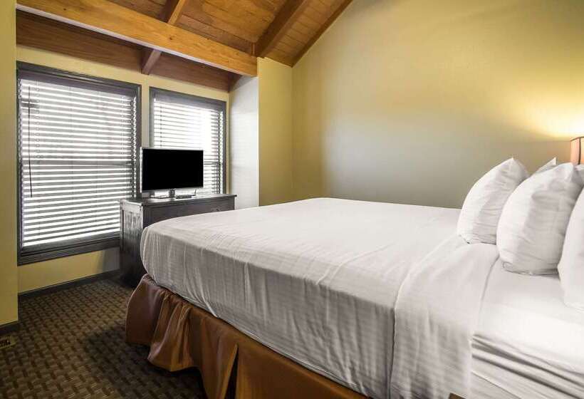 فندق Bluegreen Christmas Mountain Village, An Ascend Resort