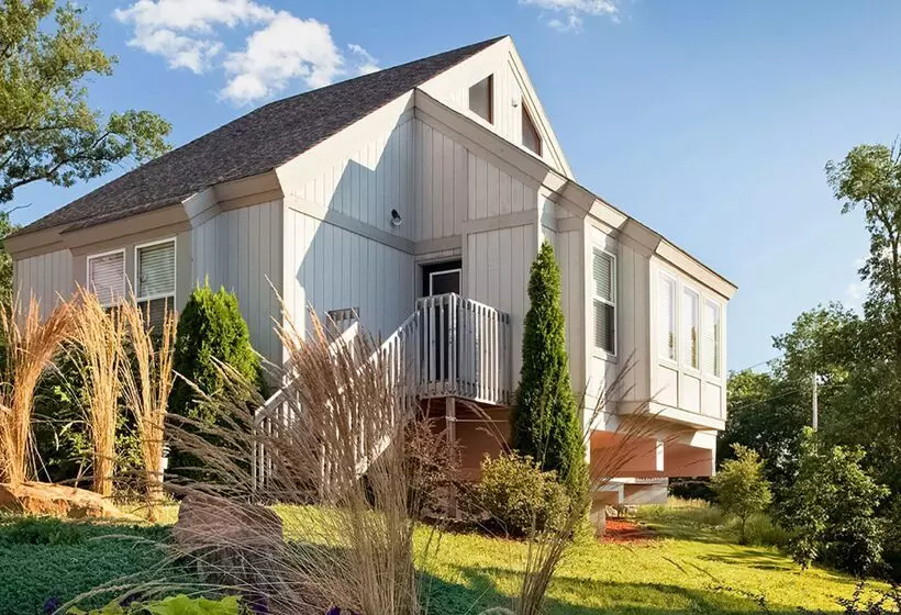 هتل Bluegreen Christmas Mountain Village, An Ascend Resort