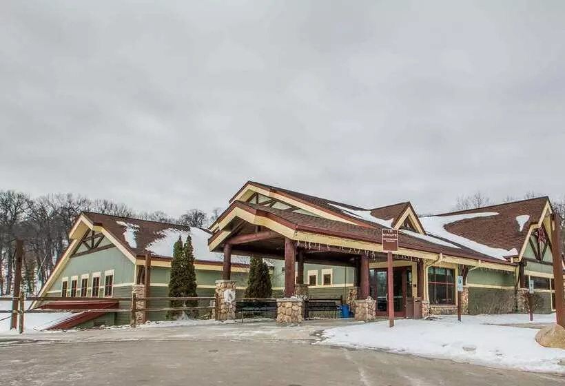 هتل Bluegreen Christmas Mountain Village, An Ascend Resort