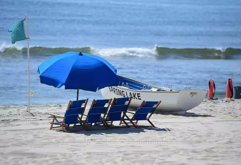 Отель Chateau Inn And Suites