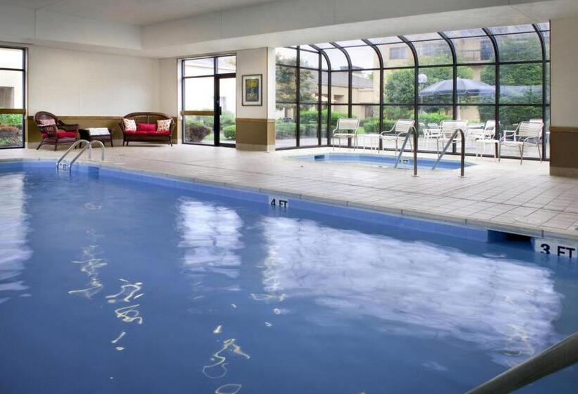 ホテル Courtyard By Marriott Fishkill