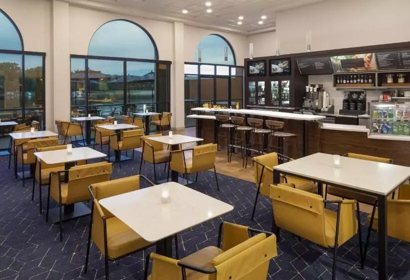 هتل Courtyard La Crosse Downtown/mississippi Riverfront