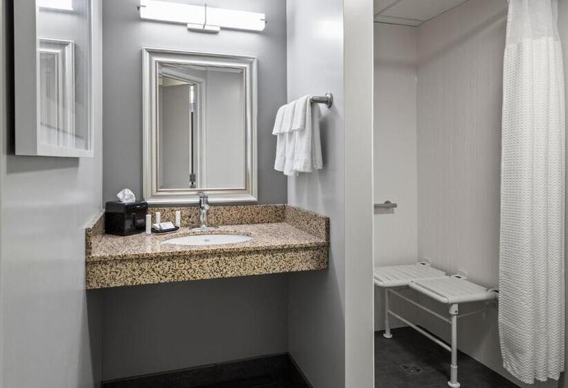 فندق Courtyard La Crosse Downtown/mississippi Riverfront