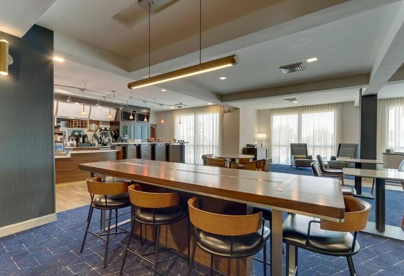 ホテル Courtyard Lexington South/hamburg Place