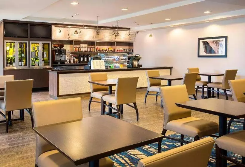 ホテル Courtyard Seattle North/lynnwood Everett