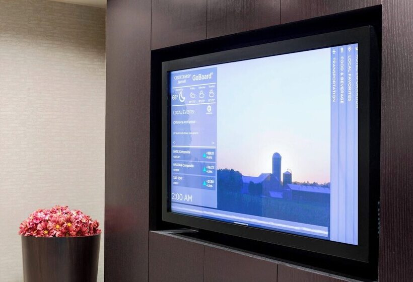 فندق Courtyard By Marriott Springfield