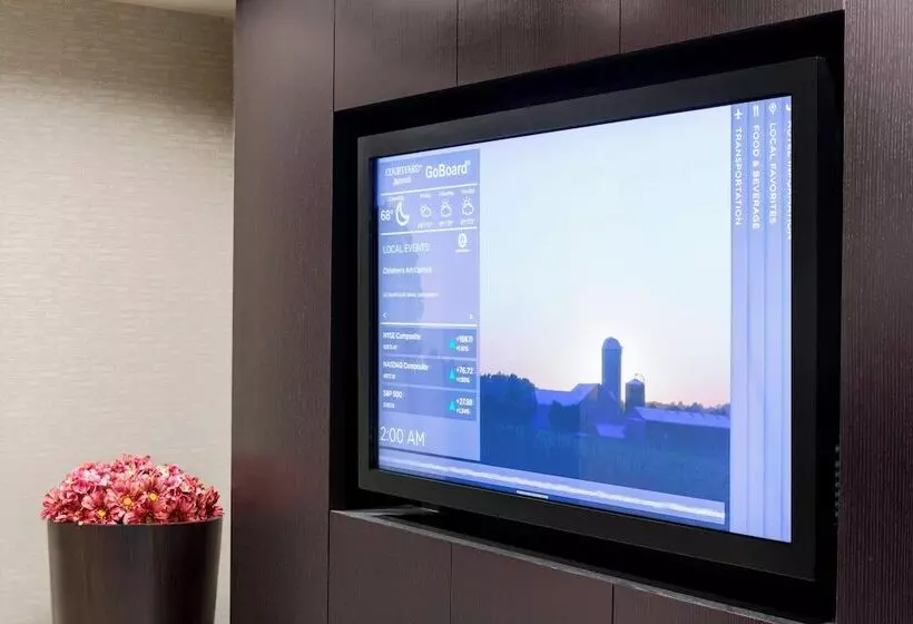 ホテル Courtyard By Marriott Springfield