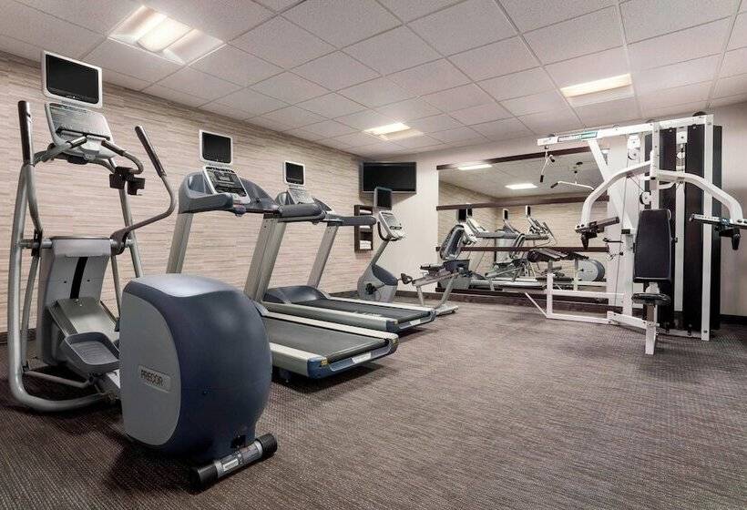 فندق Courtyard By Marriott Springfield