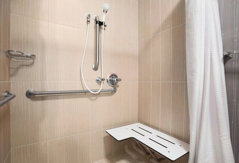 فندق Courtyard By Marriott Springfield