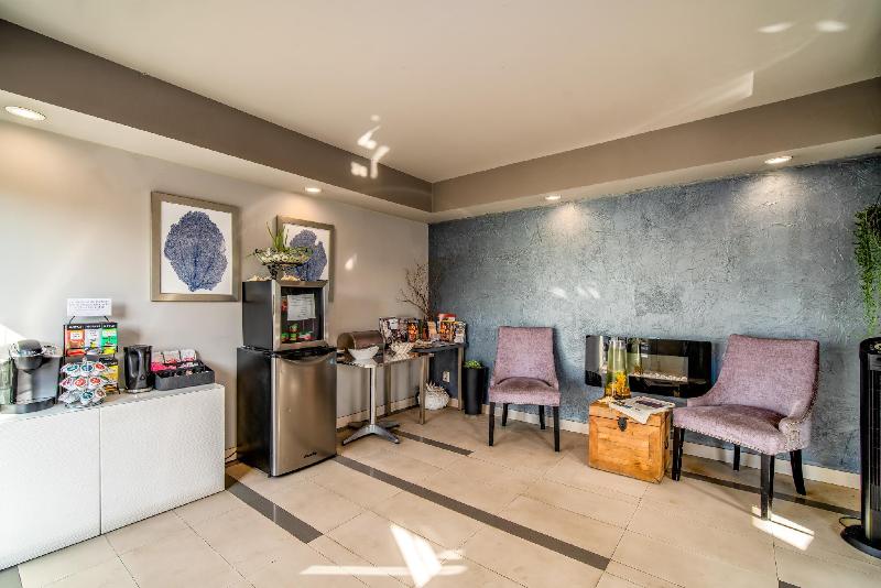 فندق Crescent Bay Inn