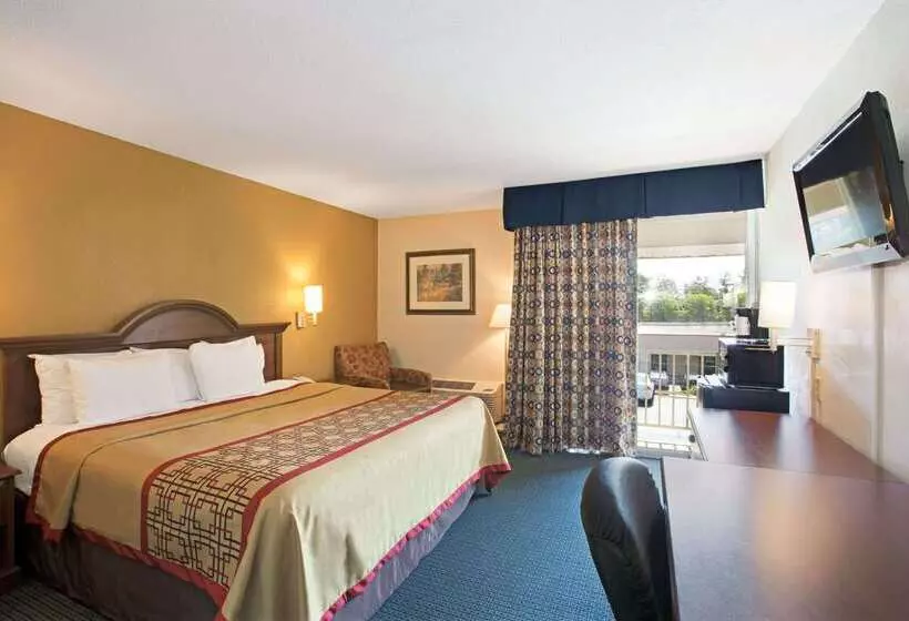 ホテル Days Inn By Wyndham Charlotte/woodlawn Near Carowinds
