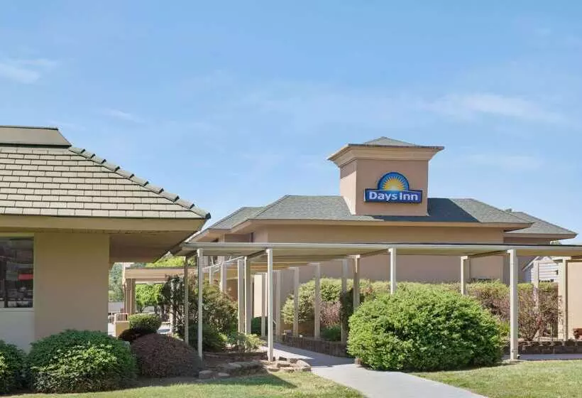 ホテル Days Inn By Wyndham Charlotte/woodlawn Near Carowinds