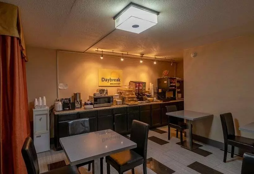 ホテル Days Inn By Wyndham Charlotte/woodlawn Near Carowinds