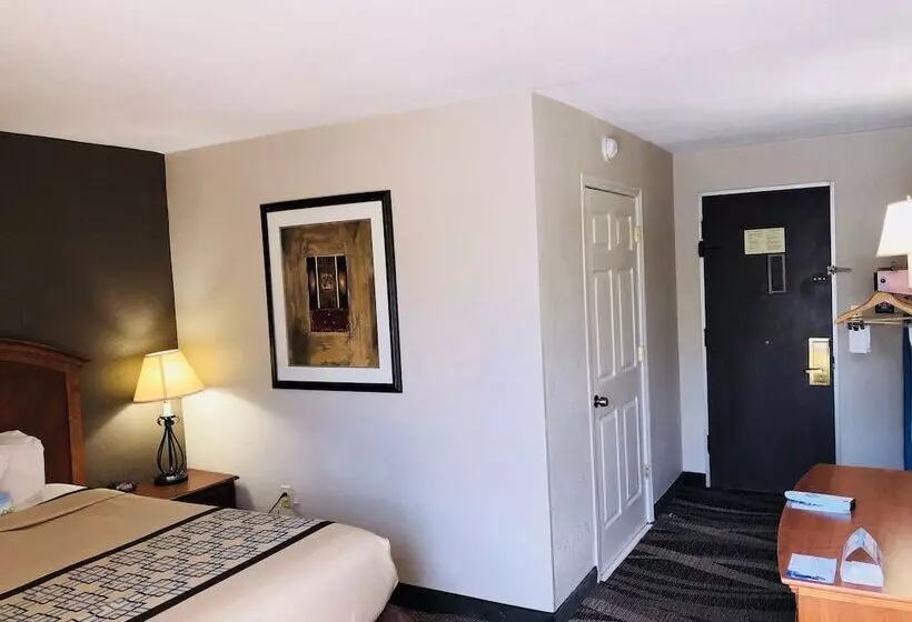 ホテル Days Inn By Wyndham Charlotte/woodlawn Near Carowinds