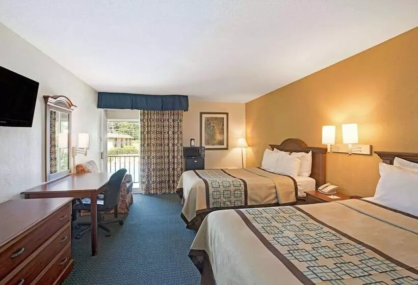 ホテル Days Inn By Wyndham Charlotte/woodlawn Near Carowinds