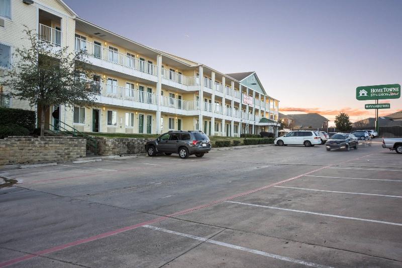 Otel Hometowne Studios By Red Roof Dallas   Irving