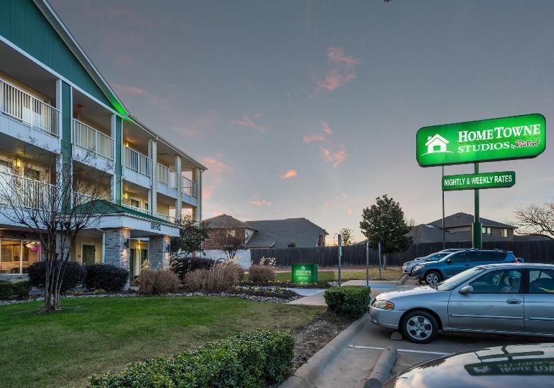 Otel Hometowne Studios By Red Roof Dallas   Irving