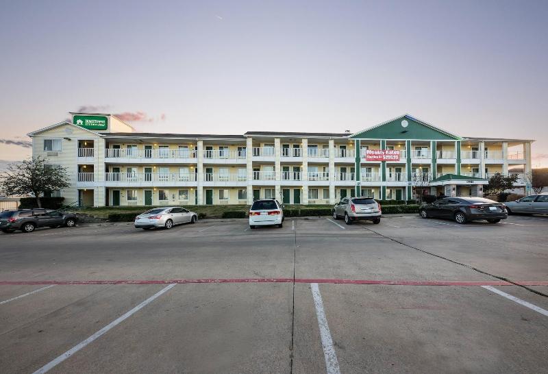 Otel Hometowne Studios By Red Roof Dallas   Irving