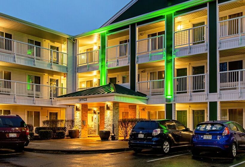 فندق Hometowne Studios By Red Roof Tacoma   Puyallup