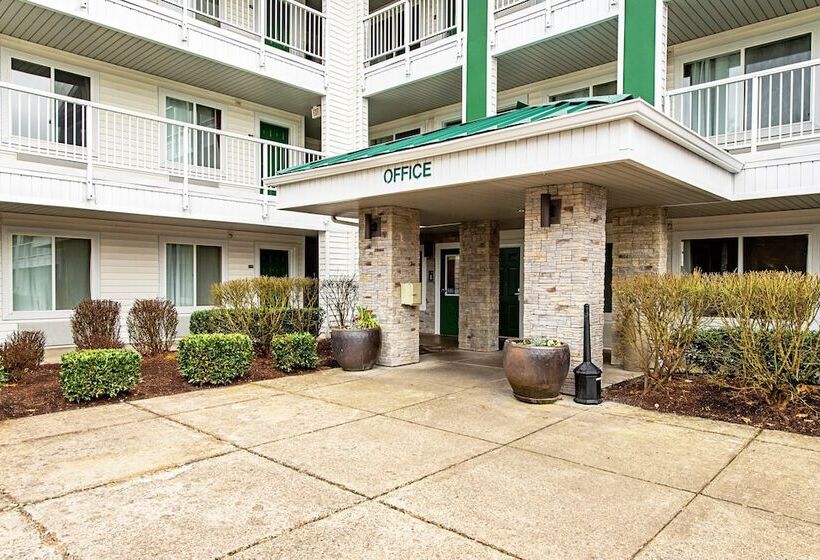 فندق Hometowne Studios By Red Roof Tacoma   Puyallup