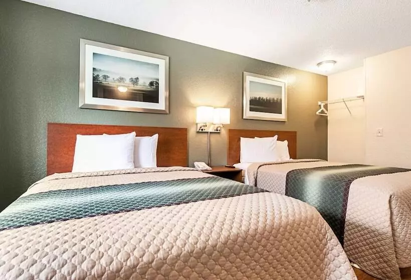 בית מלון כפרי Hometowne Studios By Red Roof Tacoma   Puyallup