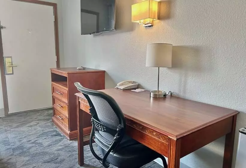 호텔 Travelodge By Wyndham Lincoln South