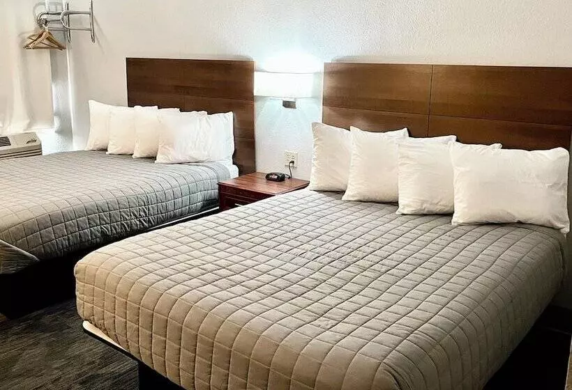 호텔 Travelodge By Wyndham Lincoln South