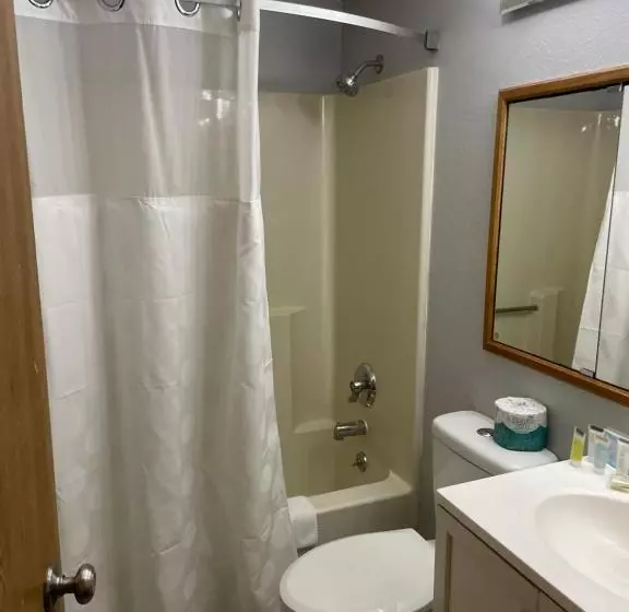 호텔 Travelodge By Wyndham Lincoln South